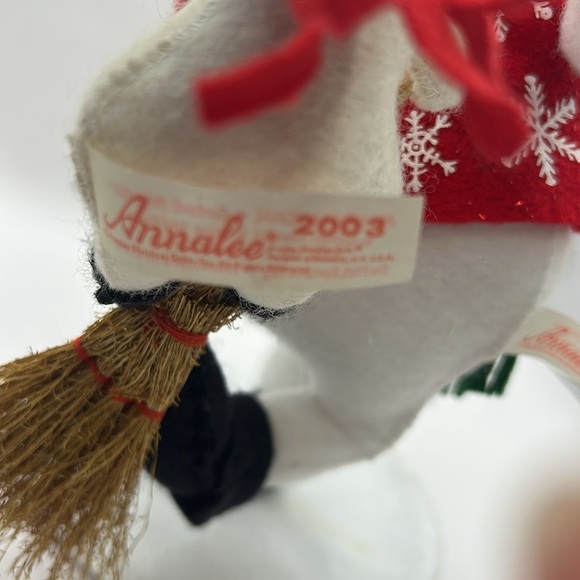 Annalee Snowman with little friend - Picture 8 of 13